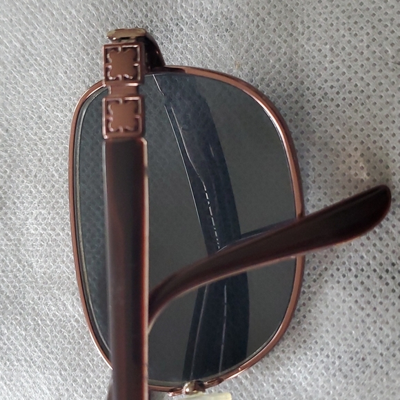 Sunglasses - Picture 6 of 7